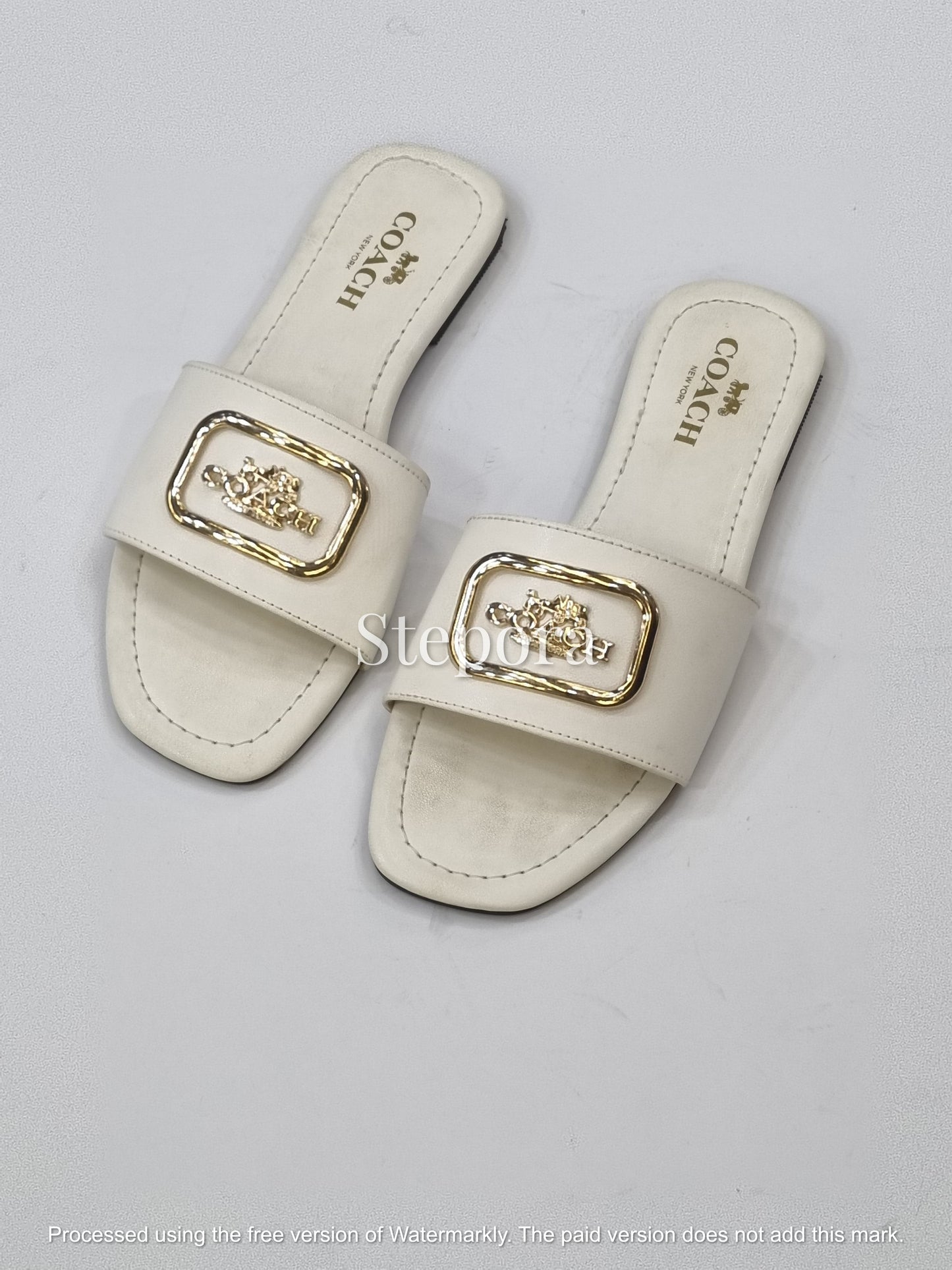 Classic Carriage Buckle Slides – Women’s Elegant Flat Sandals