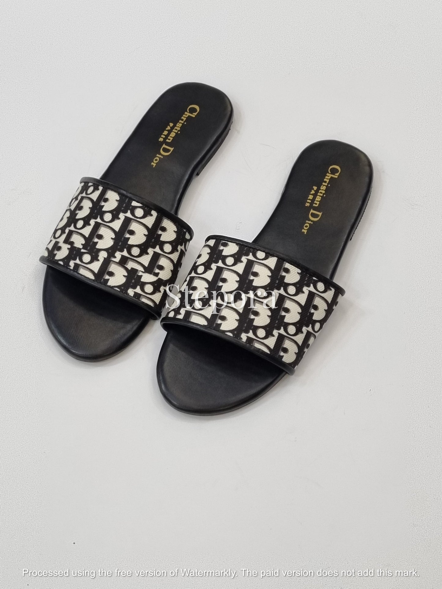 Chic Monogram Print Canvas Slides – Women’s Designer Style Flat Sandals