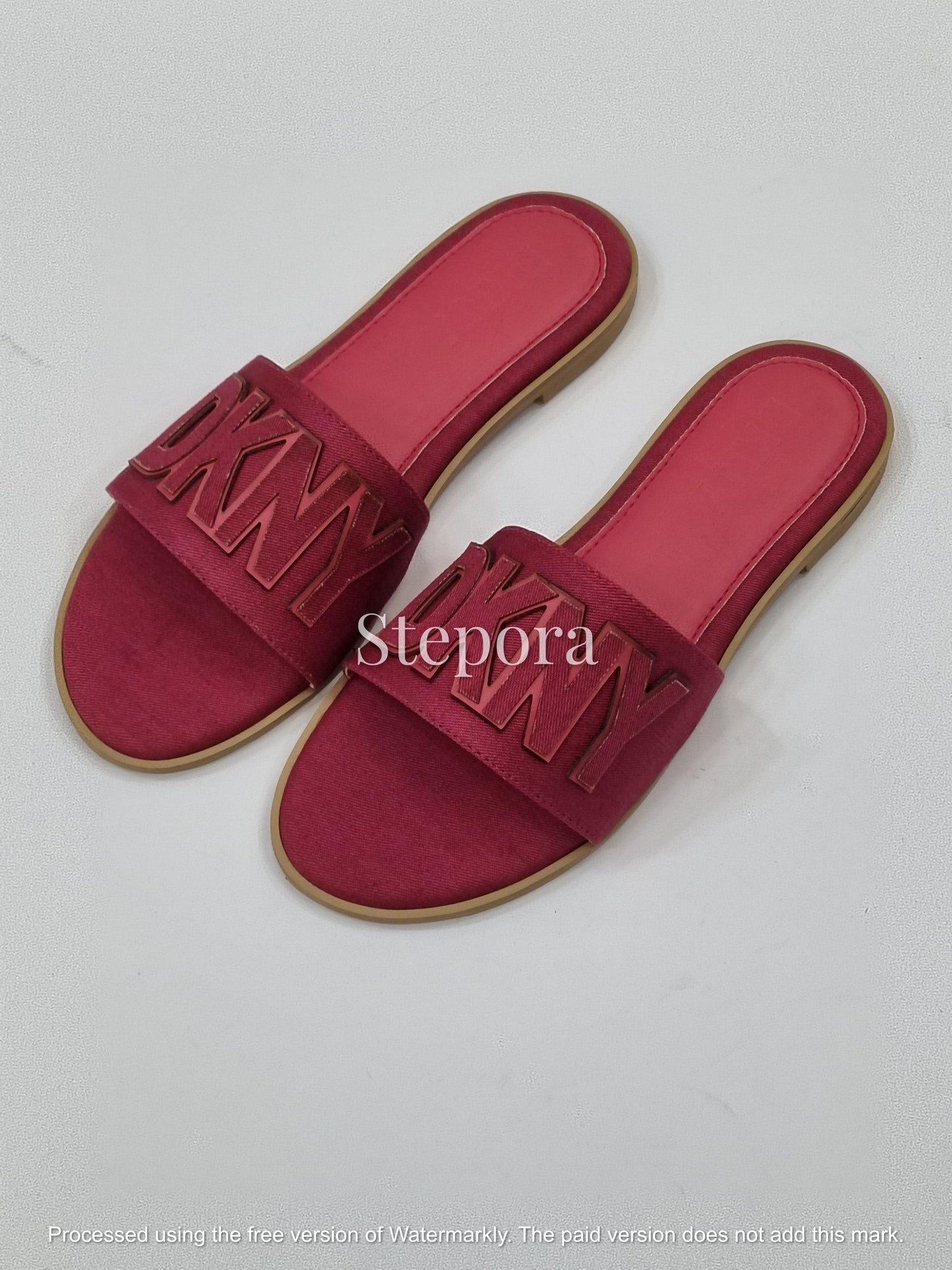 Embossed Bold Letter Canvas Slides – Women’s Casual Flat Sandals
