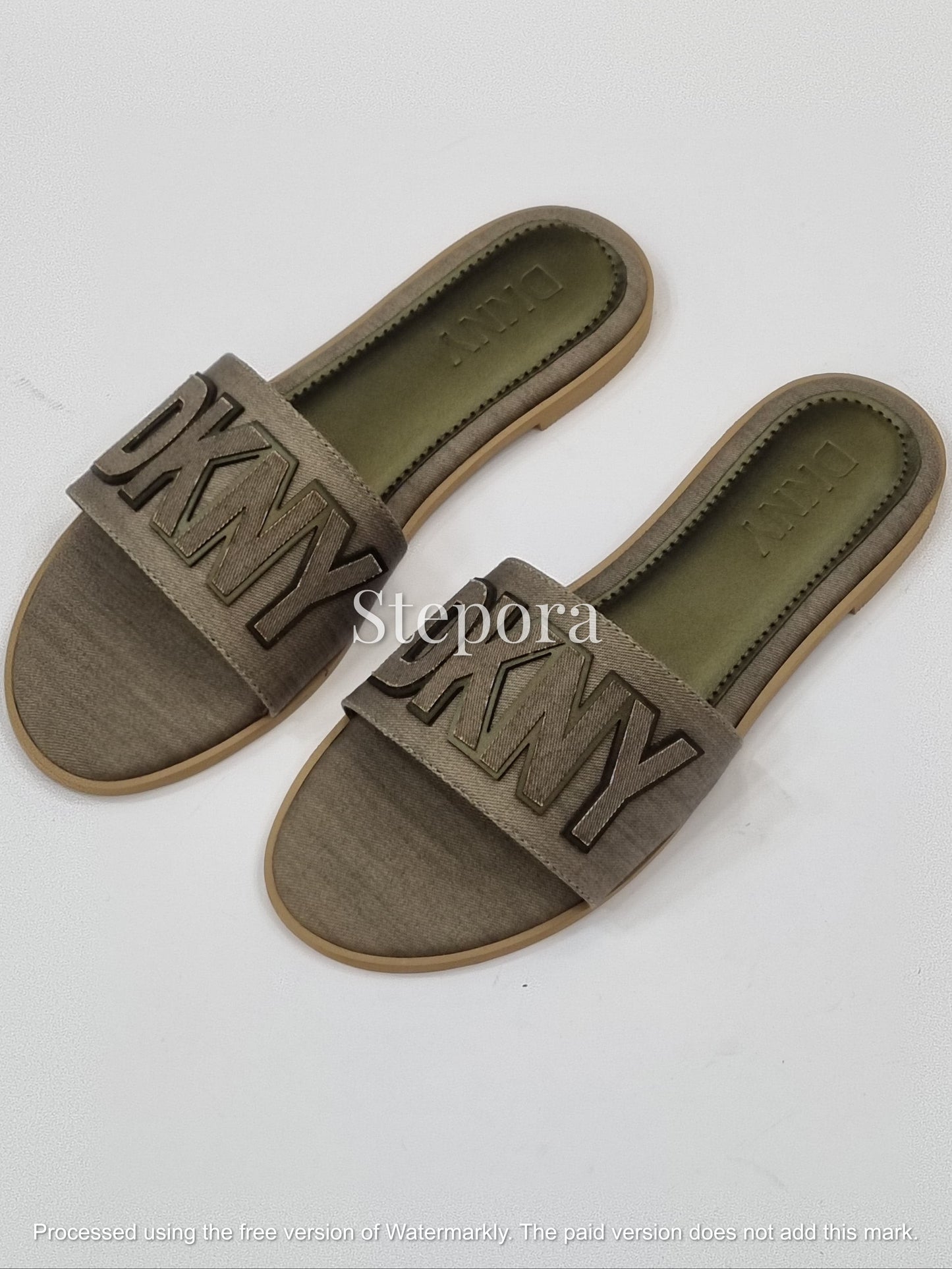 Embossed Bold Letter Canvas Slides – Women’s Casual Flat Sandals