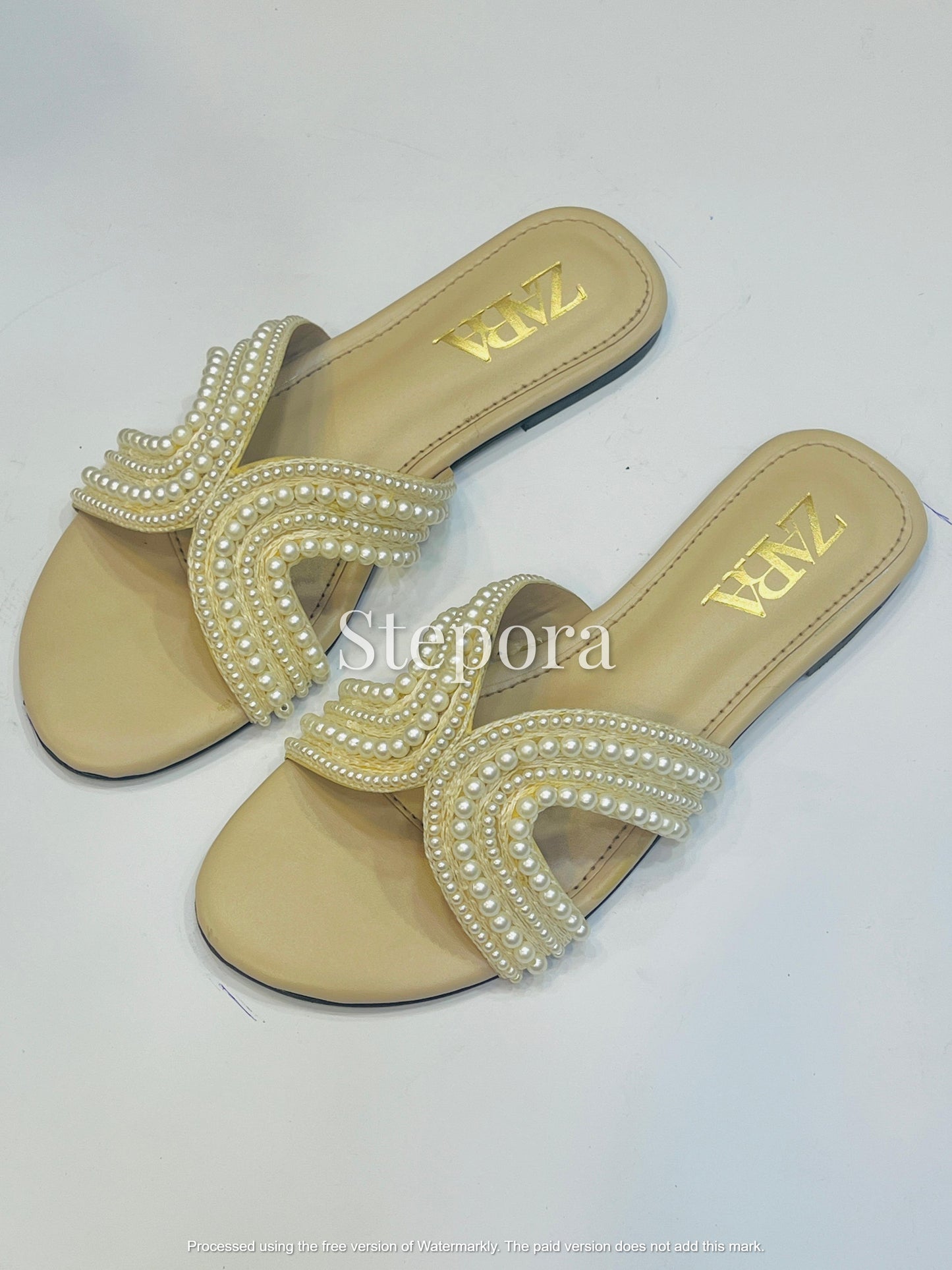 Elegant Pearl-Embellished Wave Strap Flat Sliders – Chic Summer Sandals