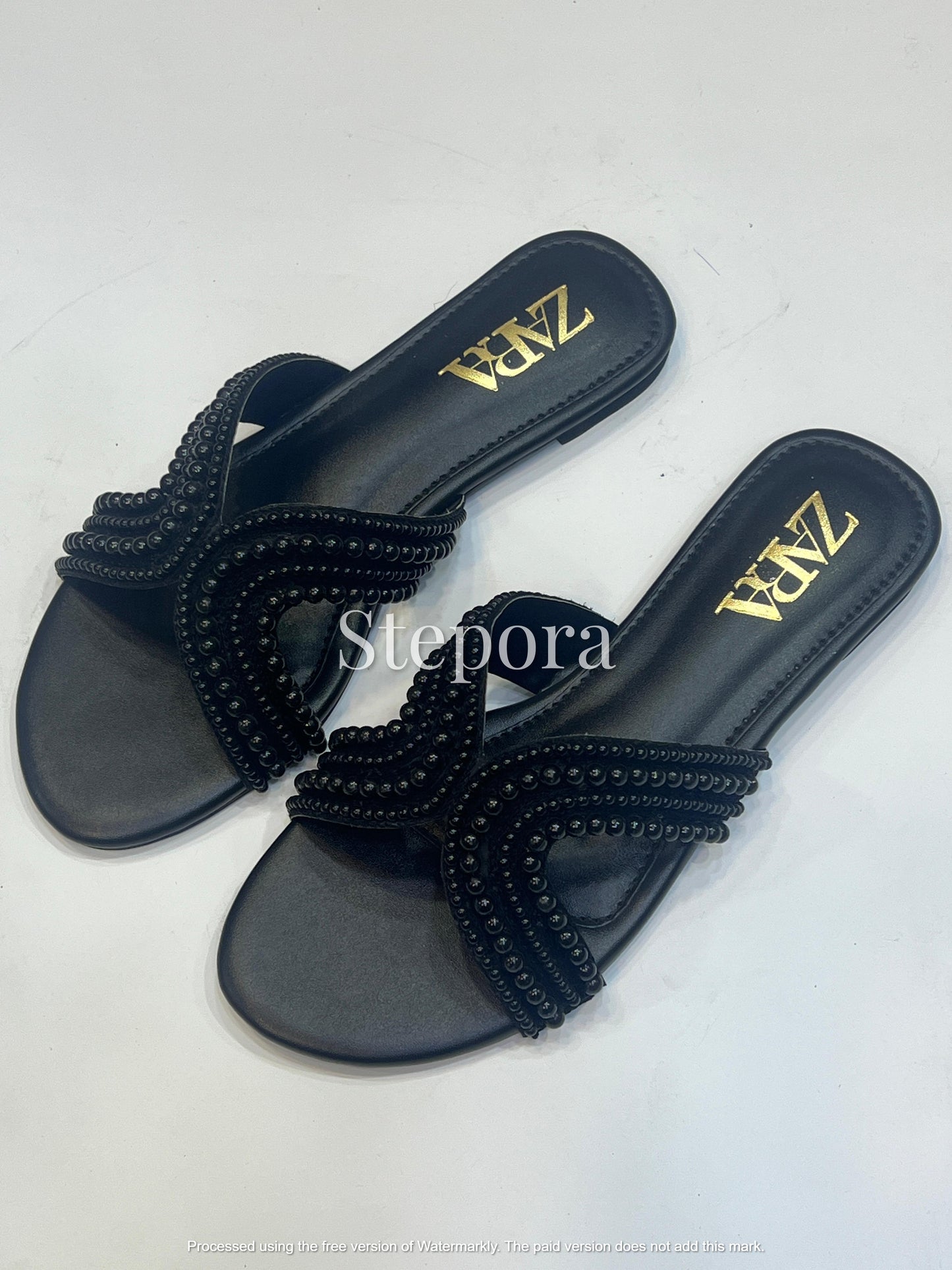 Elegant Pearl-Embellished Wave Strap Flat Sliders – Chic Summer Sandals