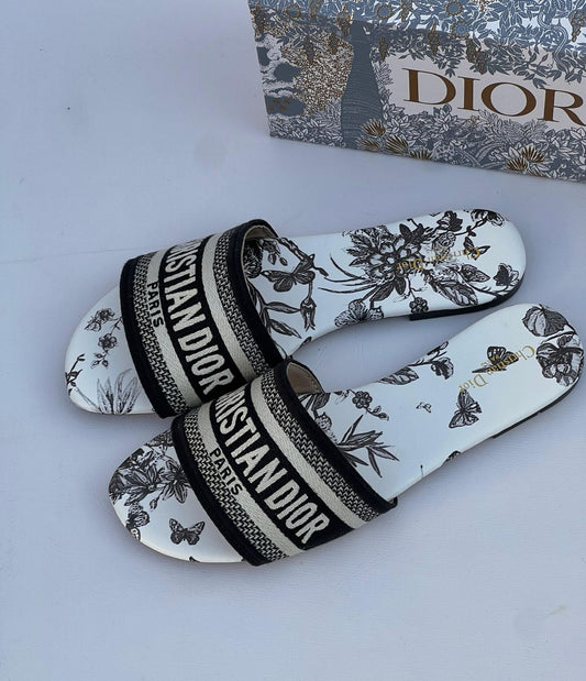 Embroidered Floral Canvas Slide Sandals - Luxury Summer Flats