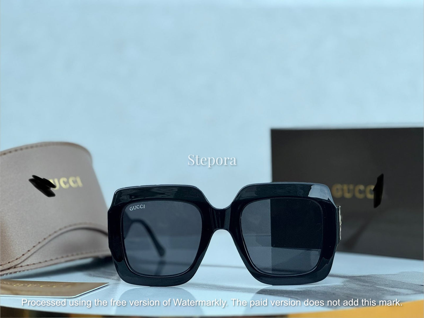 Oversized Square Interlocking G Sunglasses