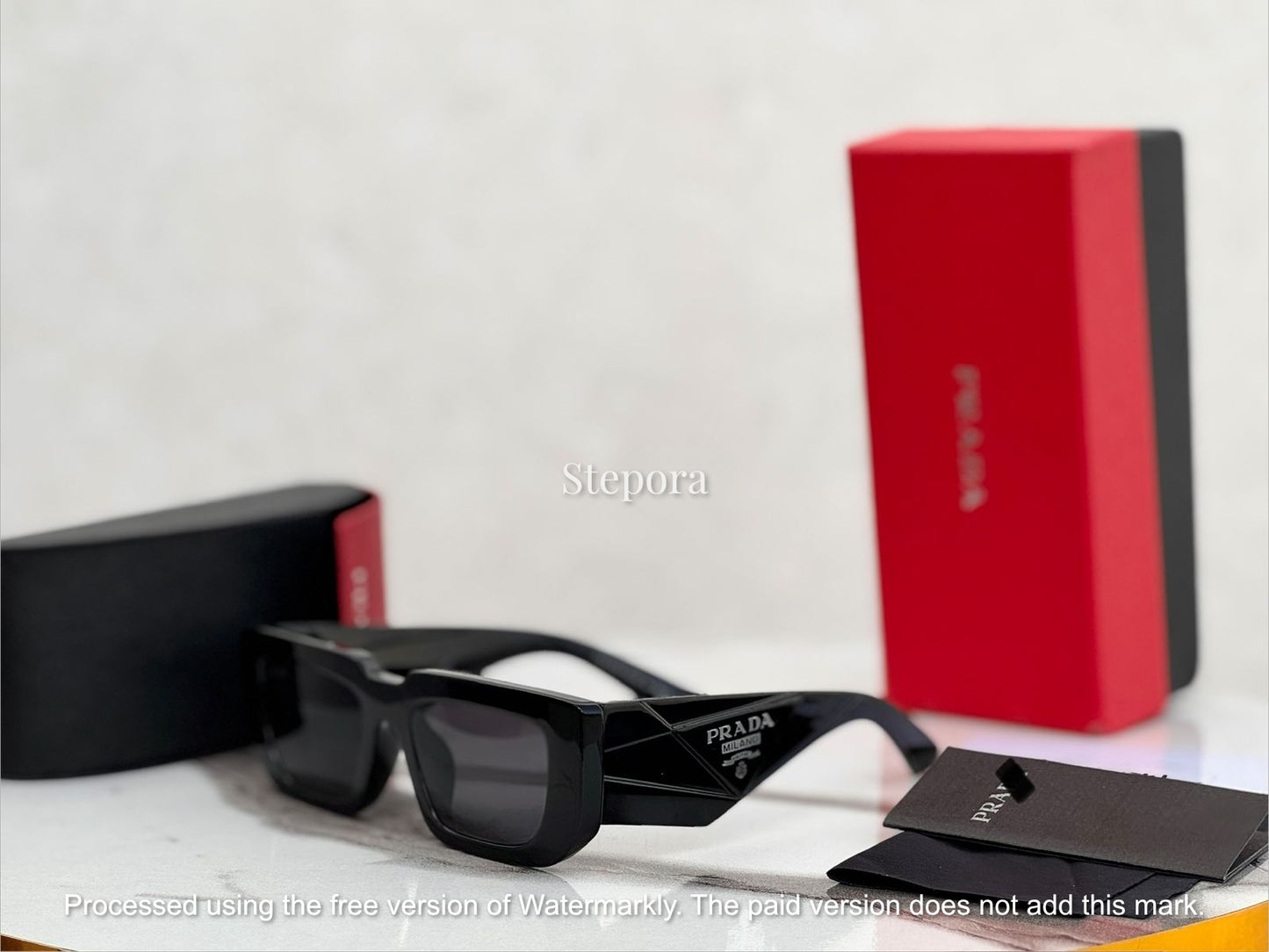 Geometric Bold Rectangle Sunglasses