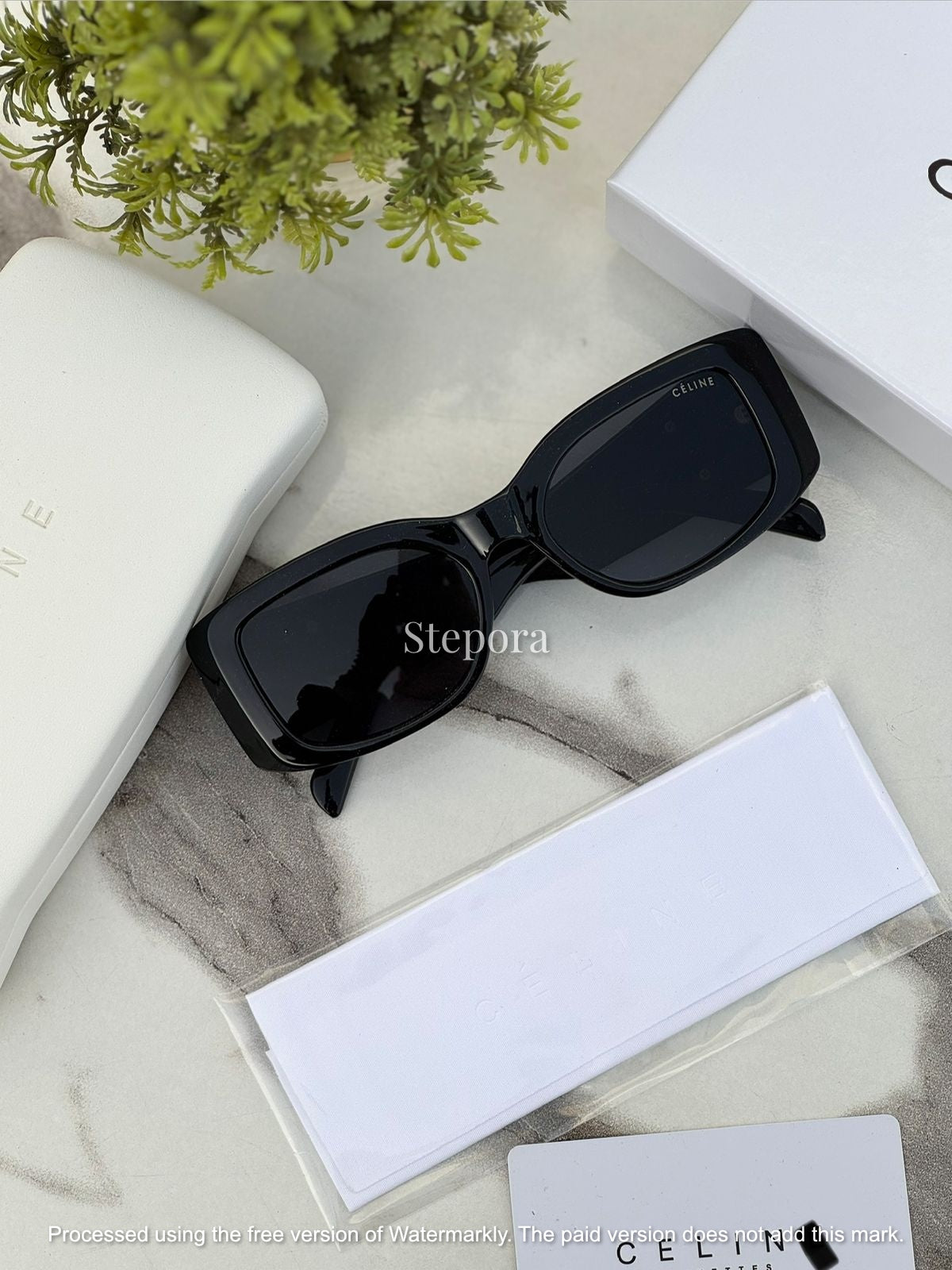Vintage Rectangular Bold Frame Sunglasses