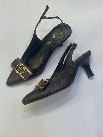 Women’s Pointed Toe Slingback Kitten Heels with Printed Upper and Gold Accent